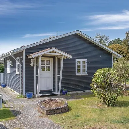 Awesome In Idestrup W/ 3 Bedrooms Feriehus
