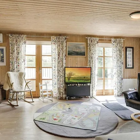 Awesome In Idestrup W/ 3 Bedrooms *