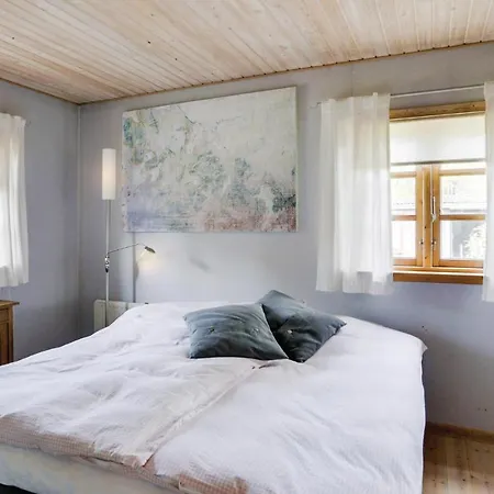 Awesome In Idestrup W/ 3 Bedrooms Feriehus Bøtø By